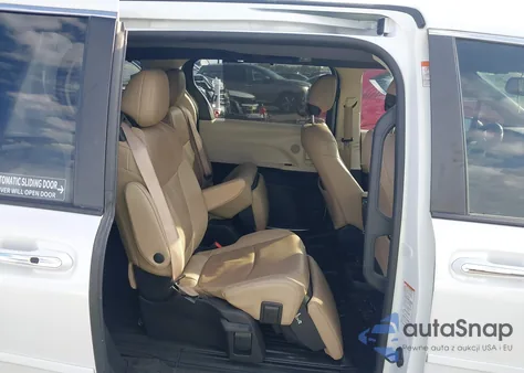 2022 Toyota Sienna Limited/Platinum z USA, uszkodzony, nr VIN 5TDZRKEC8NS109970